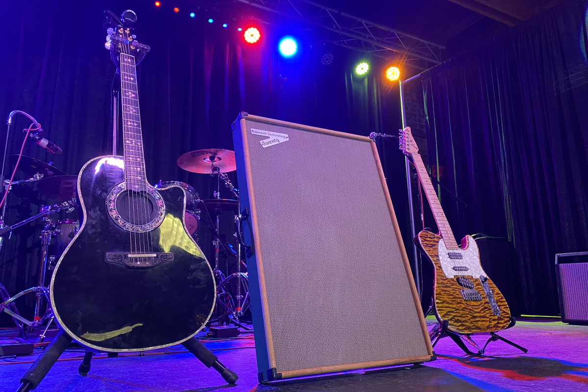 Acoustic guitar deals speaker